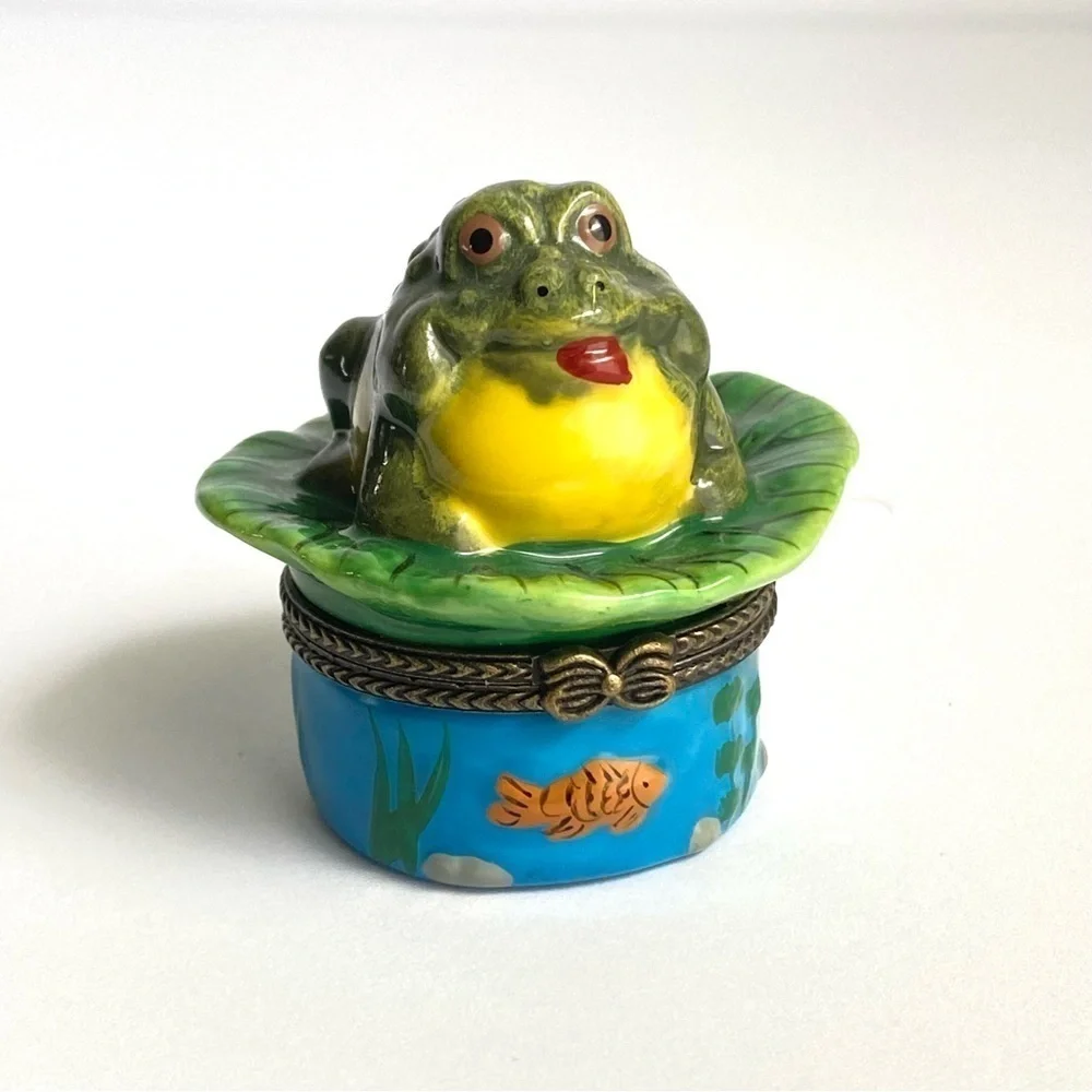 Frog Trinket Box Hand Painted‎ Toad Fish Bowl Pond Prince Decorative Collectible